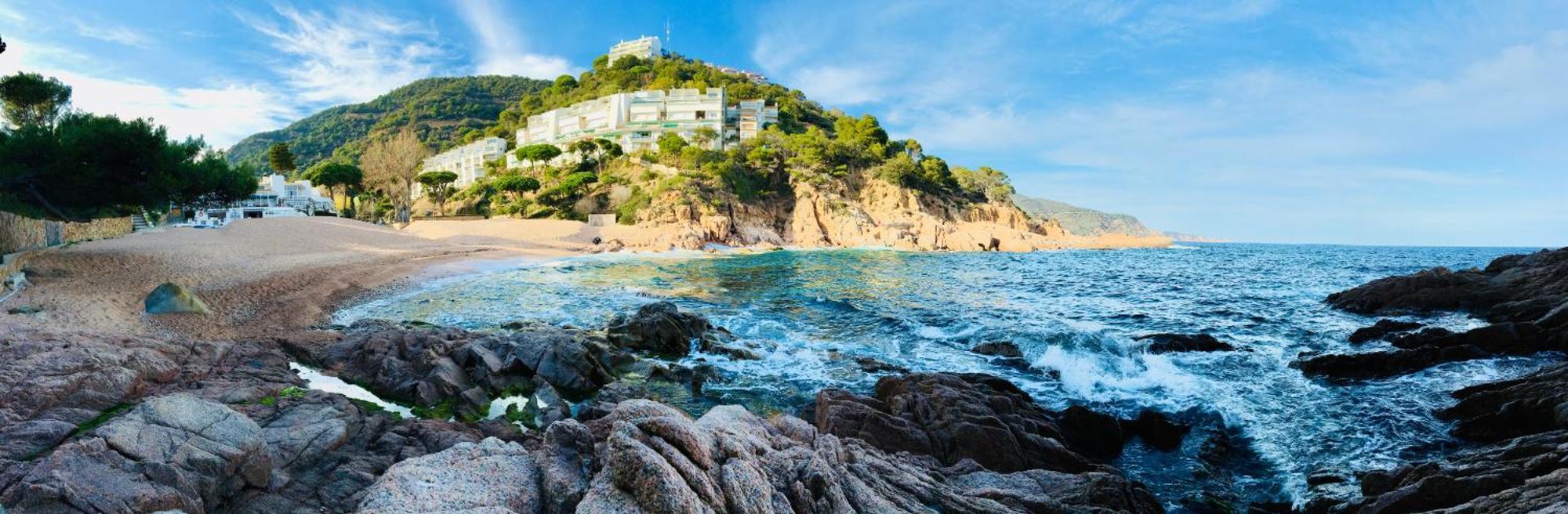⭑ Sea Views + Private Beach. What Else? ⭑ ตอสซาเดมาร์ ภายนอก รูปภาพ